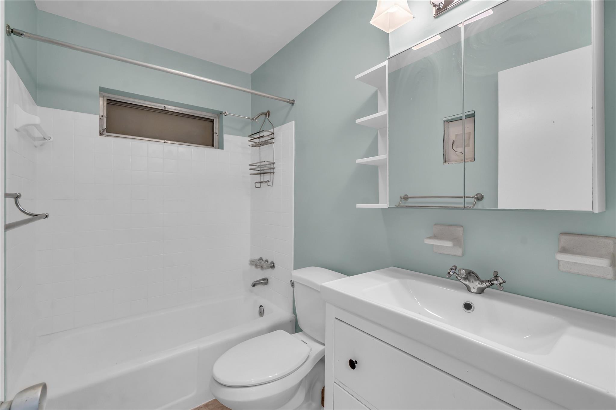 Diane Manor 50-32 B - Residential Lease