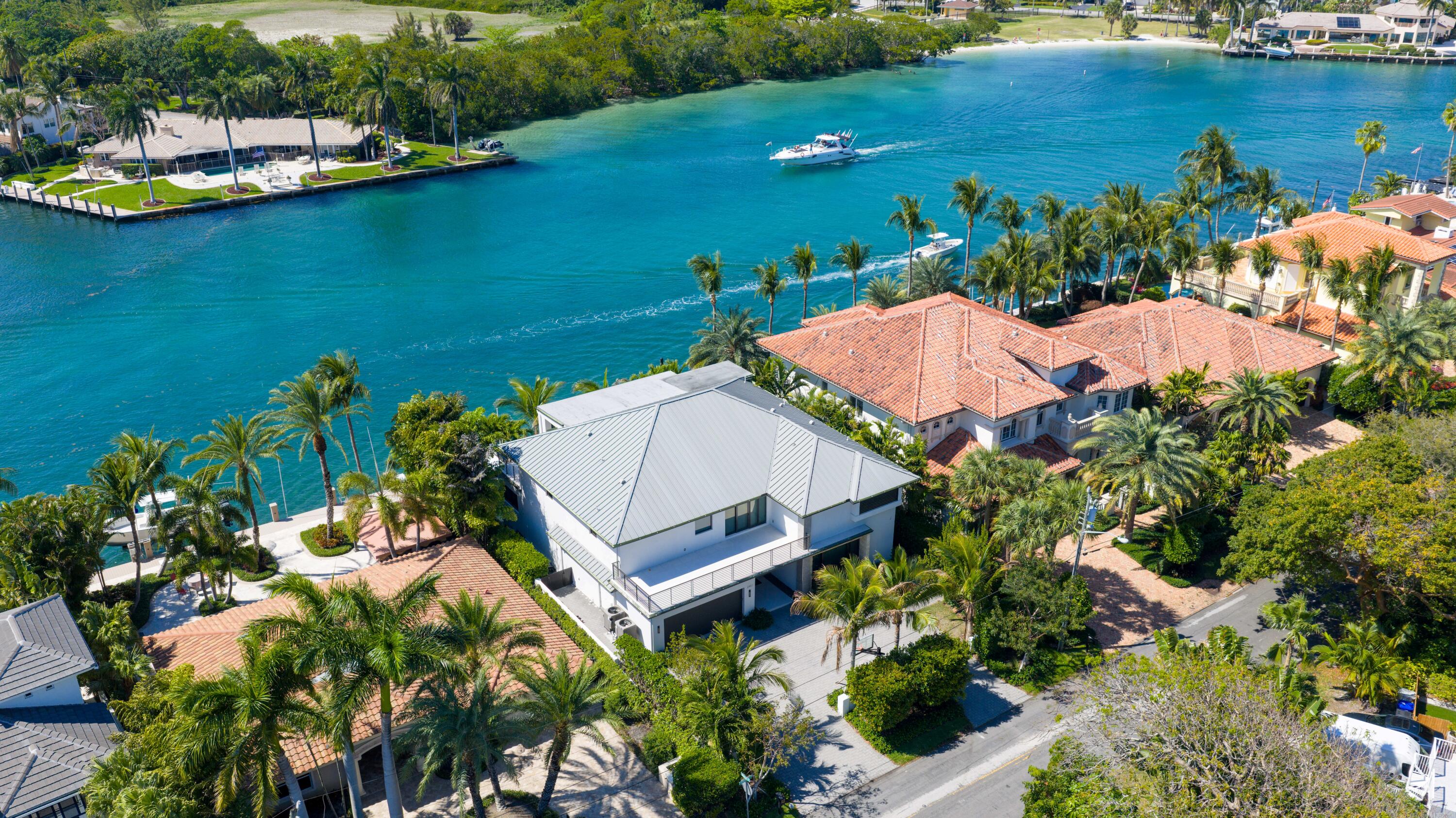 HILLSBORO SHORES SEC - Residential