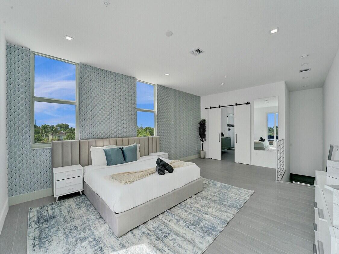 THE ENCLAVE AT LAKE RIDGE - Residential Lease