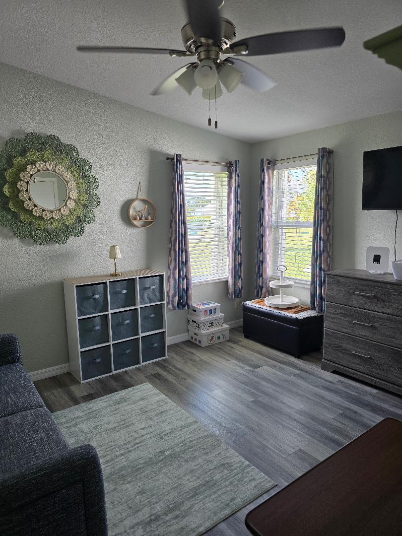 TROPICAL ISLES - Residential