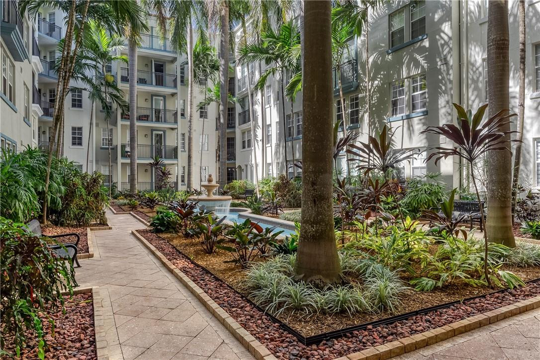 SOLE AT FORT LAUDERDALE - Residential