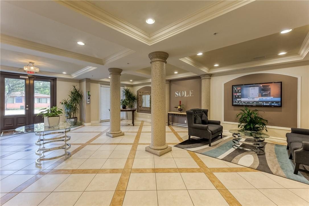 SOLE AT FORT LAUDERDALE - Residential