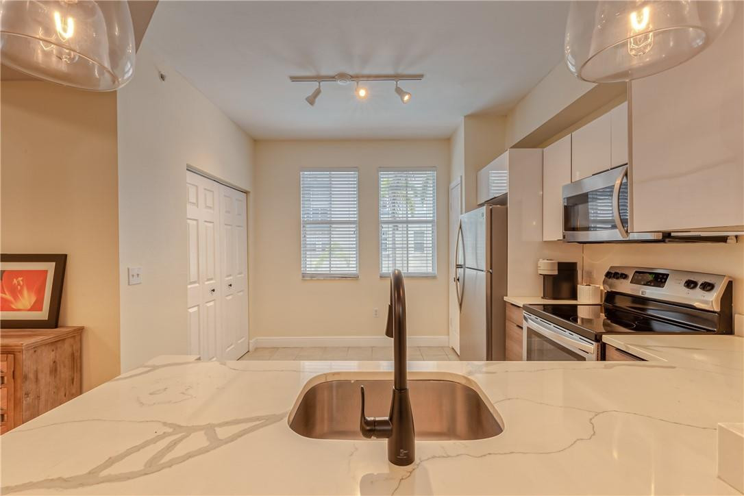 SOLE AT FORT LAUDERDALE - Residential