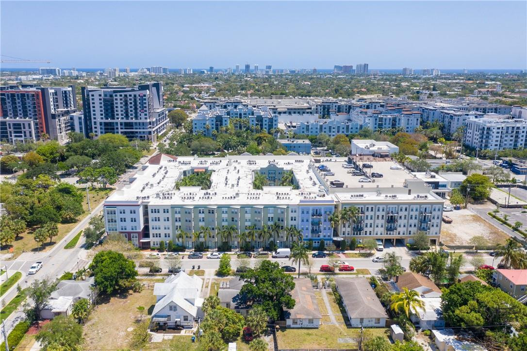 SOLE AT FORT LAUDERDALE - Residential
