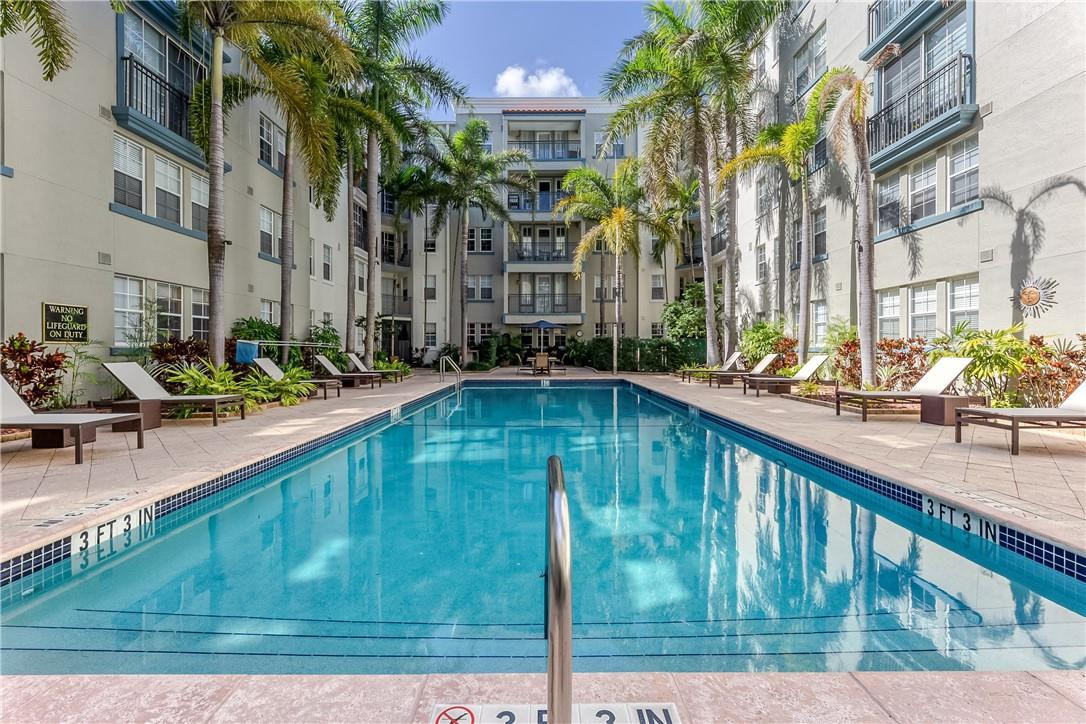 SOLE AT FORT LAUDERDALE - Residential