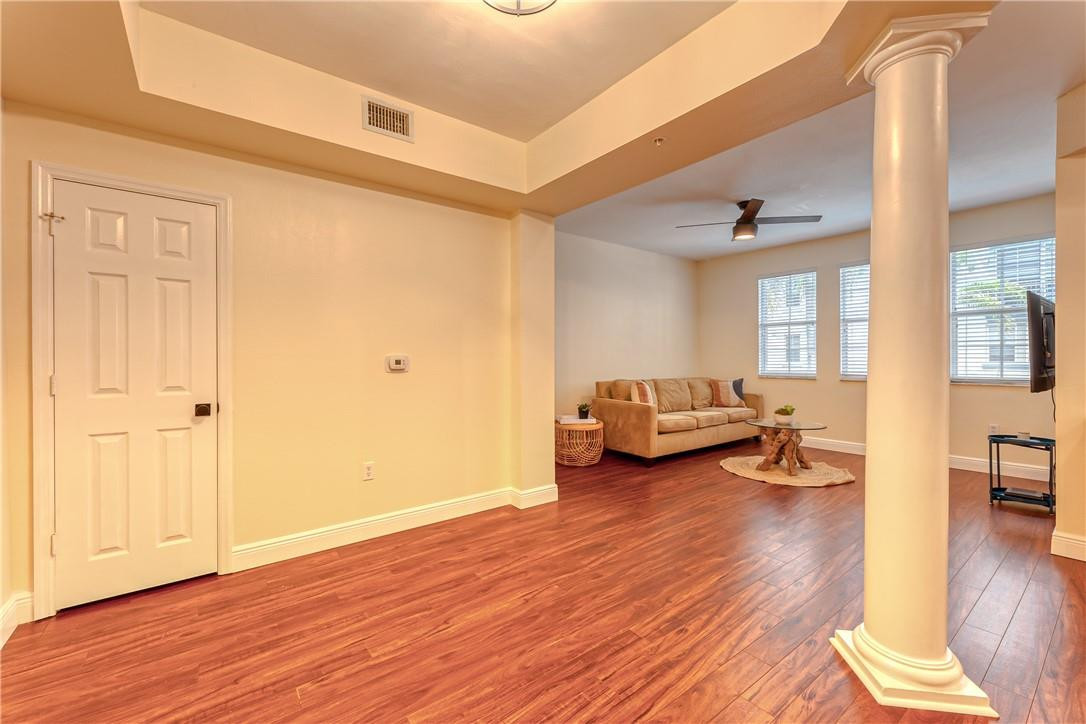 SOLE AT FORT LAUDERDALE - Residential