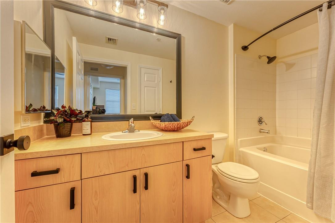 SOLE AT FORT LAUDERDALE - Residential