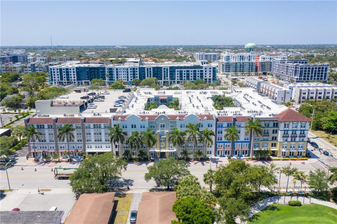 SOLE AT FORT LAUDERDALE - Residential