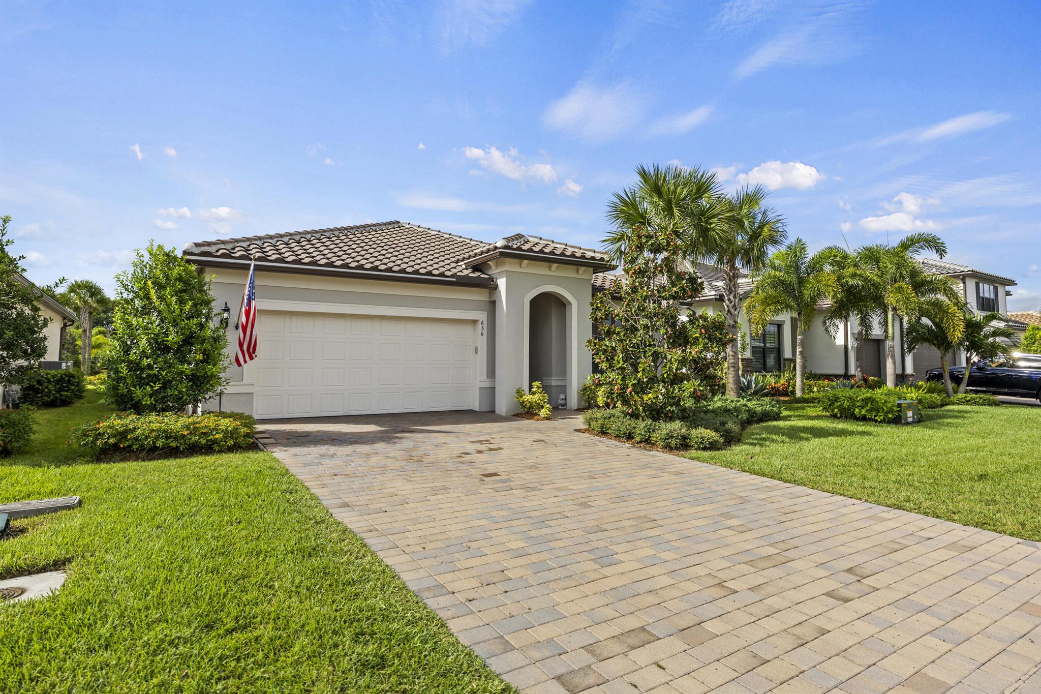 VERANDA GARDENS - Residential