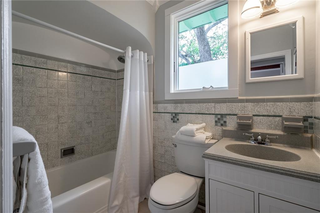 WOEHLKE SUB - Residential Lease