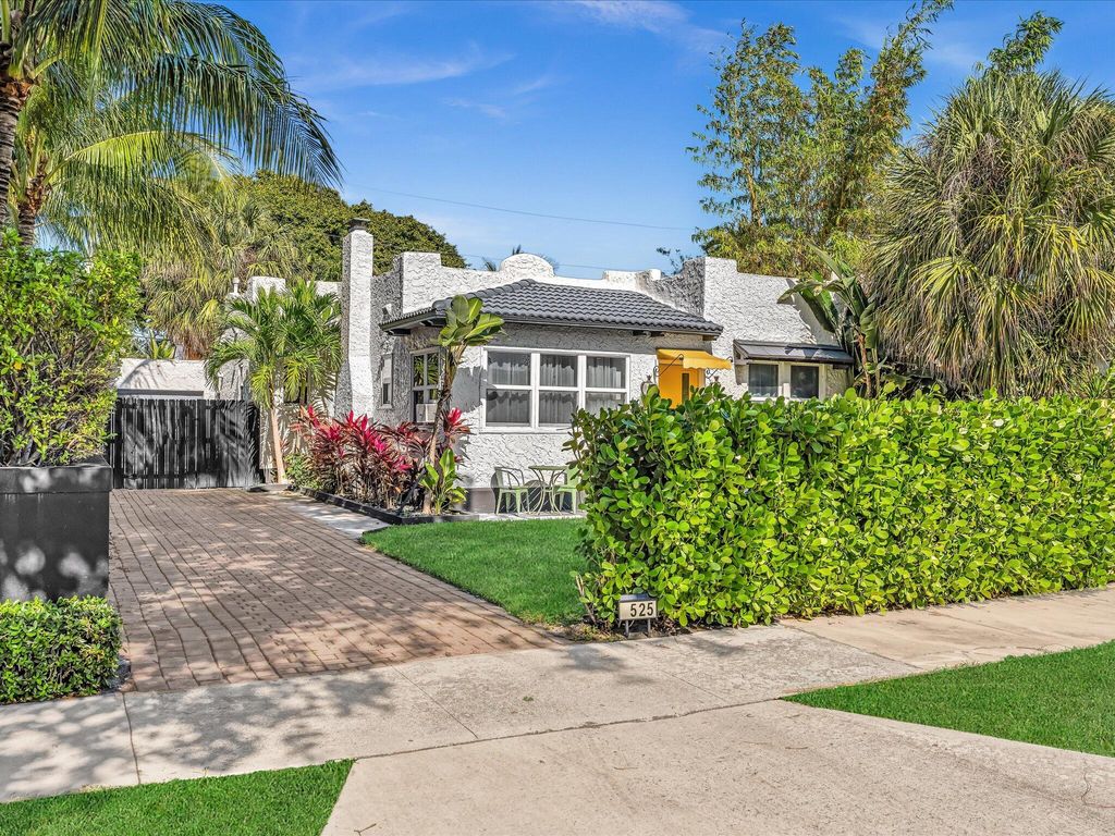 Photo of 525 Westwood Road, West Palm Beach, FL 33401 (MLS # R11164415)