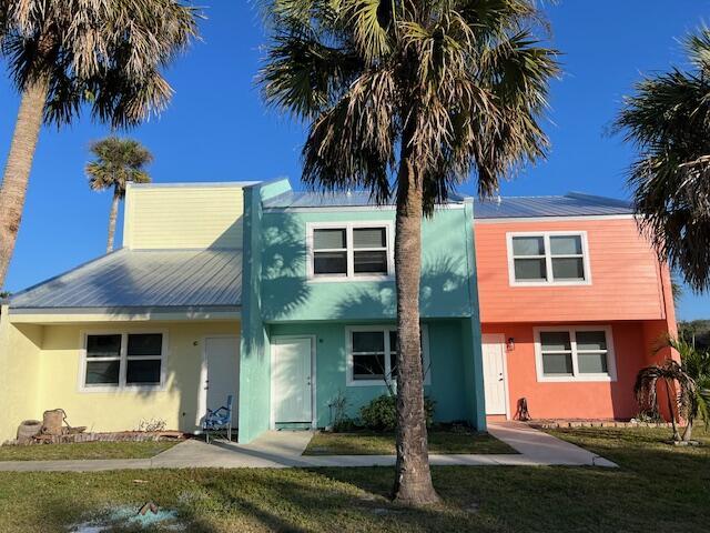 NORTH HUTCHINSON ISLAND WALK TO BEACH TRIPLEX! AMAZING LOCATION IN NON-HOA COMMUNITY W LOADS OF POSSIBILITES FOR ANNUAL OR VACATION RENTALS. BUY AS A PRIMARY RESIDENCE WITH LOW MONEY DOWN AND LIVE IN ONE UNIT, OR BUY AS AN INVESTMENT PROPERTY WITH THREE RENTALS. ACROSS THE STREET FROM STATE PARK. BOAT AND KAYAK LAUNCHING FACIITLIES NEAR BY! HUGE EXPANSTION OF BRIDGE AND AREA UNDER WAY FOR MAJOR FUTURE DEVELOPMENT AND GROWTH. TWO 2 BEDROOM 1.5 BATH UNITS, AND ONE 1 BEDROOM 1.5 BATH. NEW ROOF, BUILDING EXTERIOR WORK & PAINTING, UPGRADES ON SOME OF THE INTERIORS. BRAND NEW AC IN UNITS, NICE SIZE YARD ON UNIT C CAN BE FENCED FOR PRIVATE YARD. PATIO AREAS. FULL IMPACT WINDOWS/DOORS & SHUTTERS. EACH UNIT HAS TWO PARKING SPACES. IF YOU ARE LOOKING FOR A BEACH AREA PROPERTY, DONT MISS!