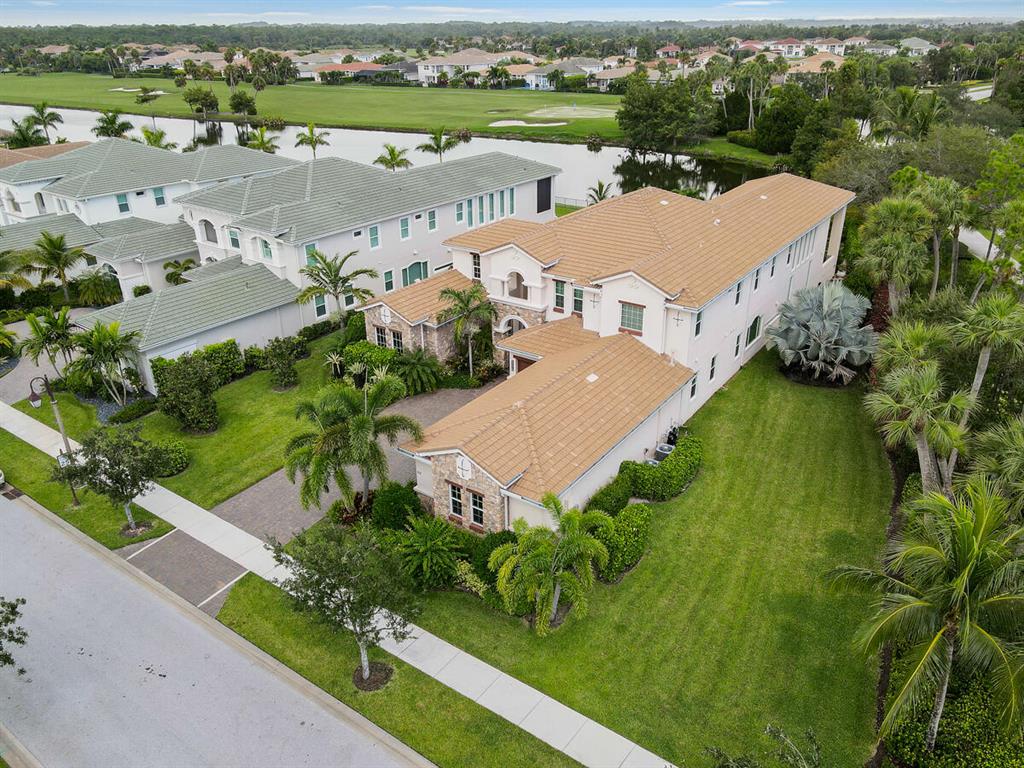 JUPITER COUNTRY CLUB - Residential