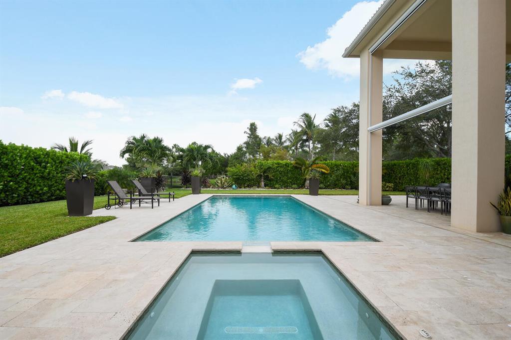 JUPITER COUNTRY CLUB - Residential