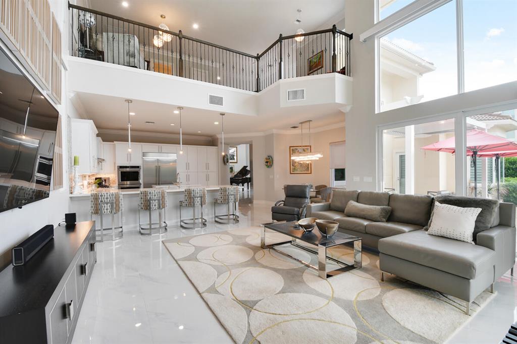 JUPITER COUNTRY CLUB - Residential