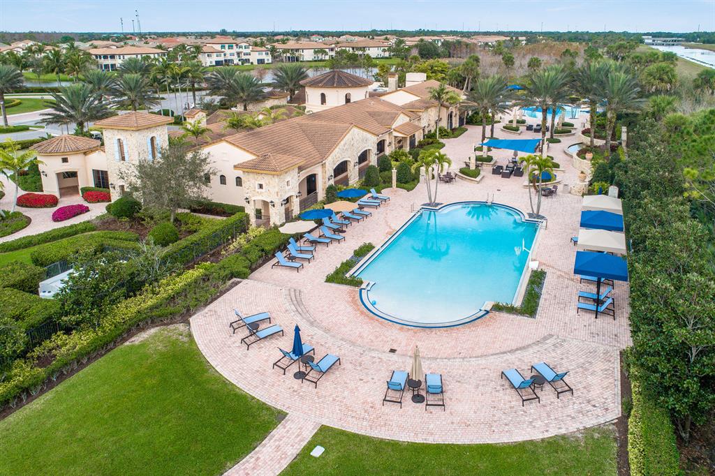 JUPITER COUNTRY CLUB - Residential