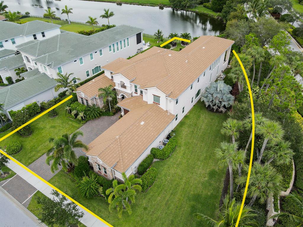 JUPITER COUNTRY CLUB - Residential