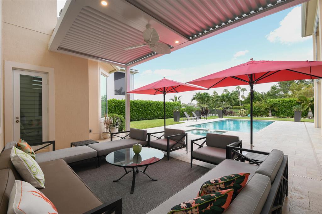 JUPITER COUNTRY CLUB - Residential