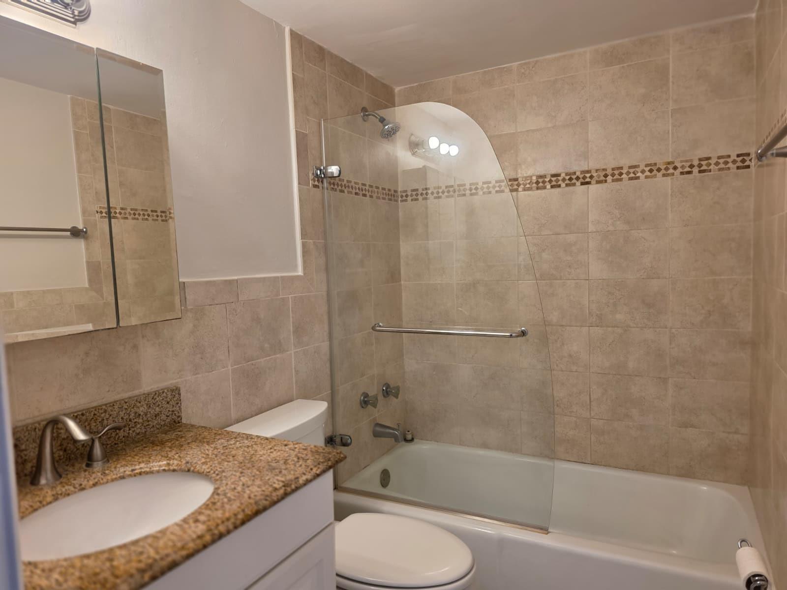 MIDDLE RIVER VILLAS - Residential