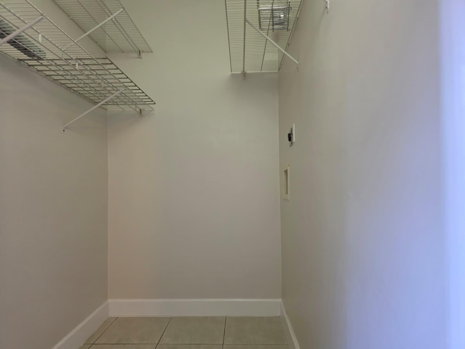 MIDDLE RIVER VILLAS - Residential