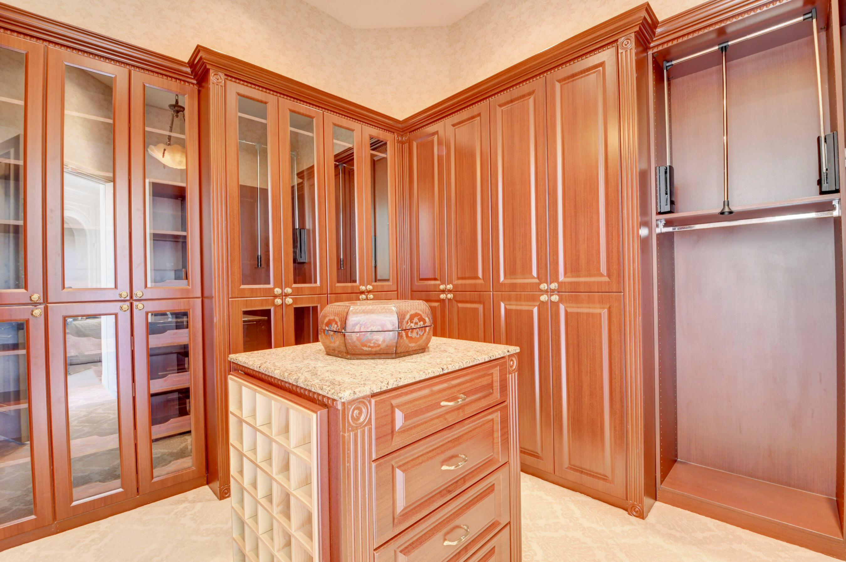 ST ANDREWS COUNTRY CLUB - Residential