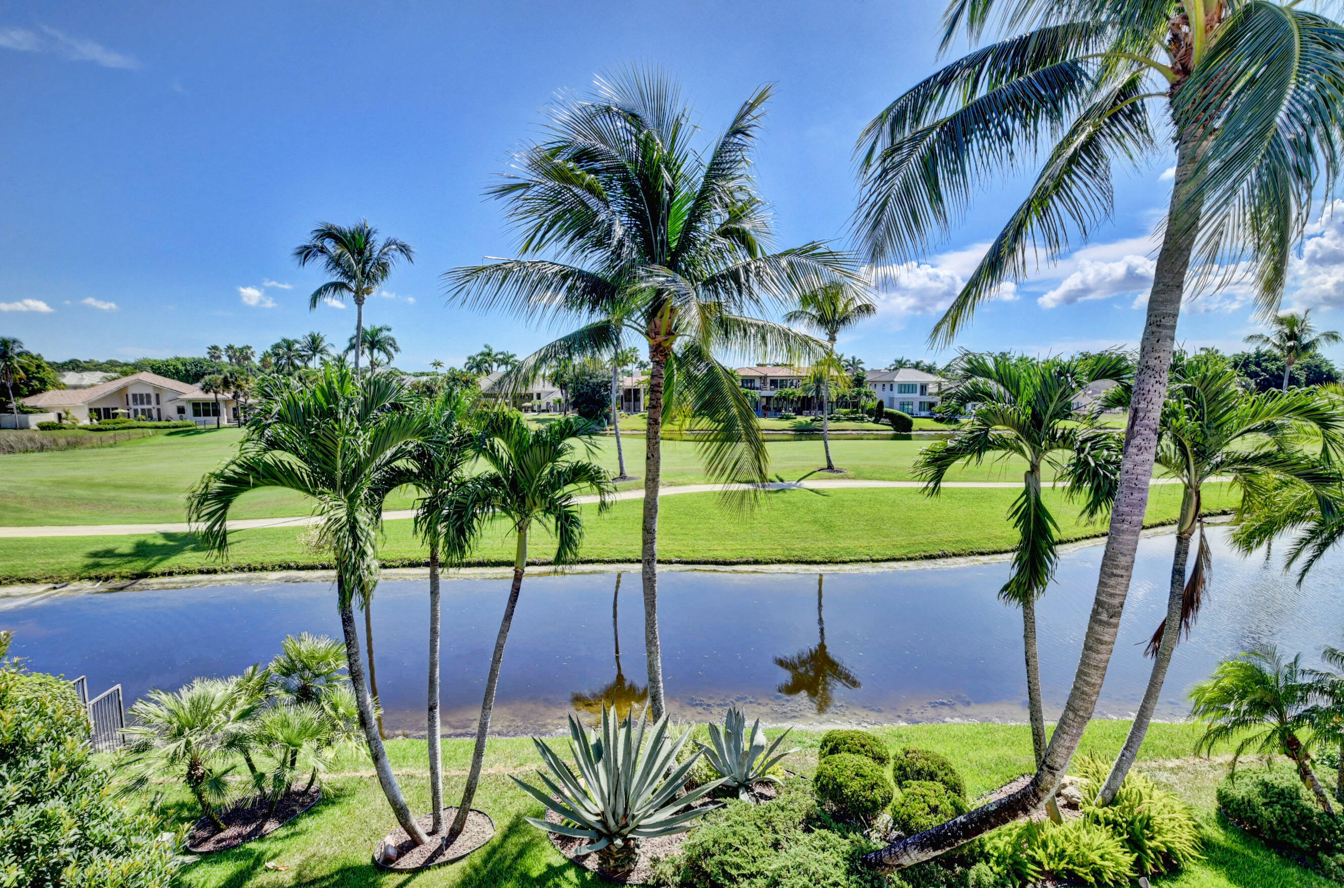 ST ANDREWS COUNTRY CLUB - Residential