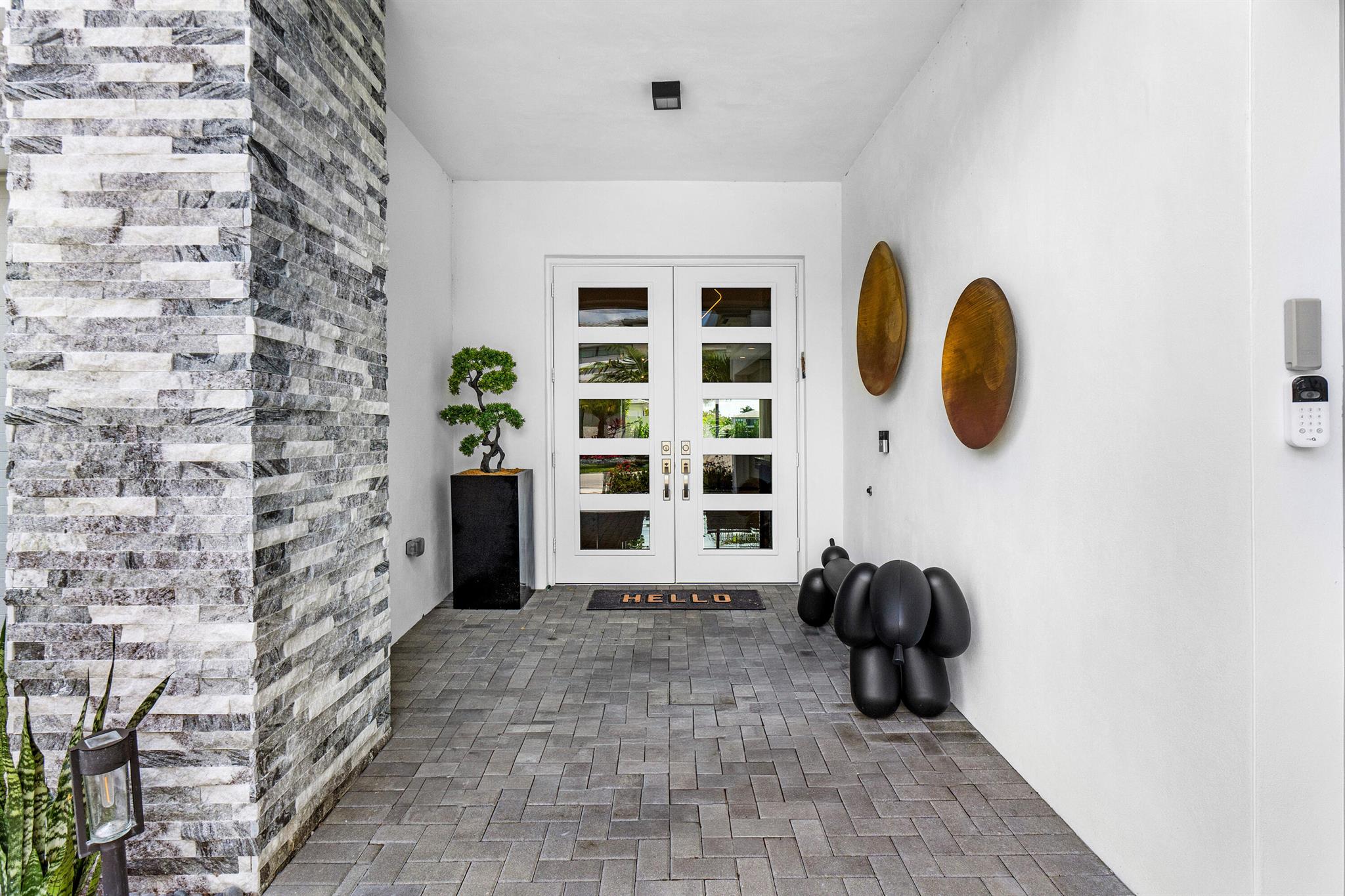 8294 Fishhawk Falls Court