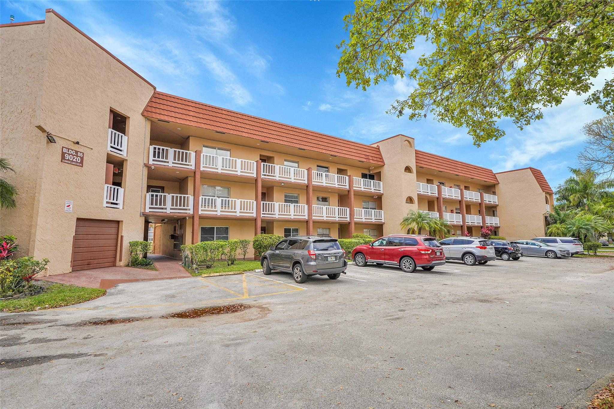 Sunrise Lakes Phase III - Residential