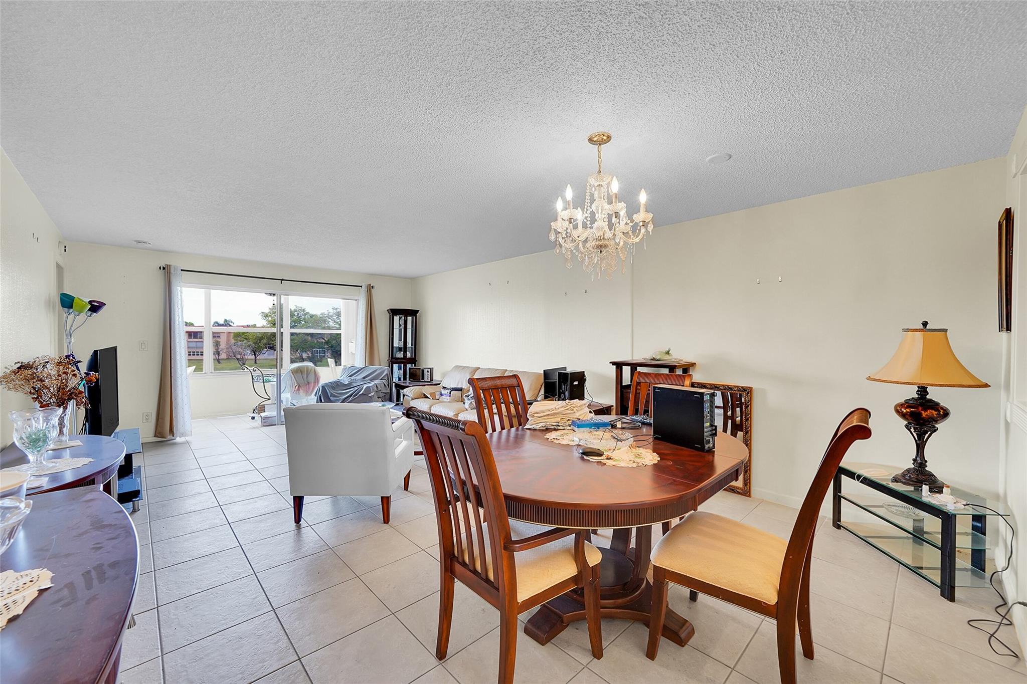 9020 Sunrise Lakes Blvd 306