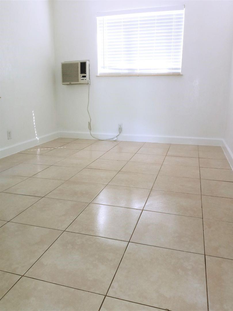 Riverside Add Amd 1-13 B - Residential Lease