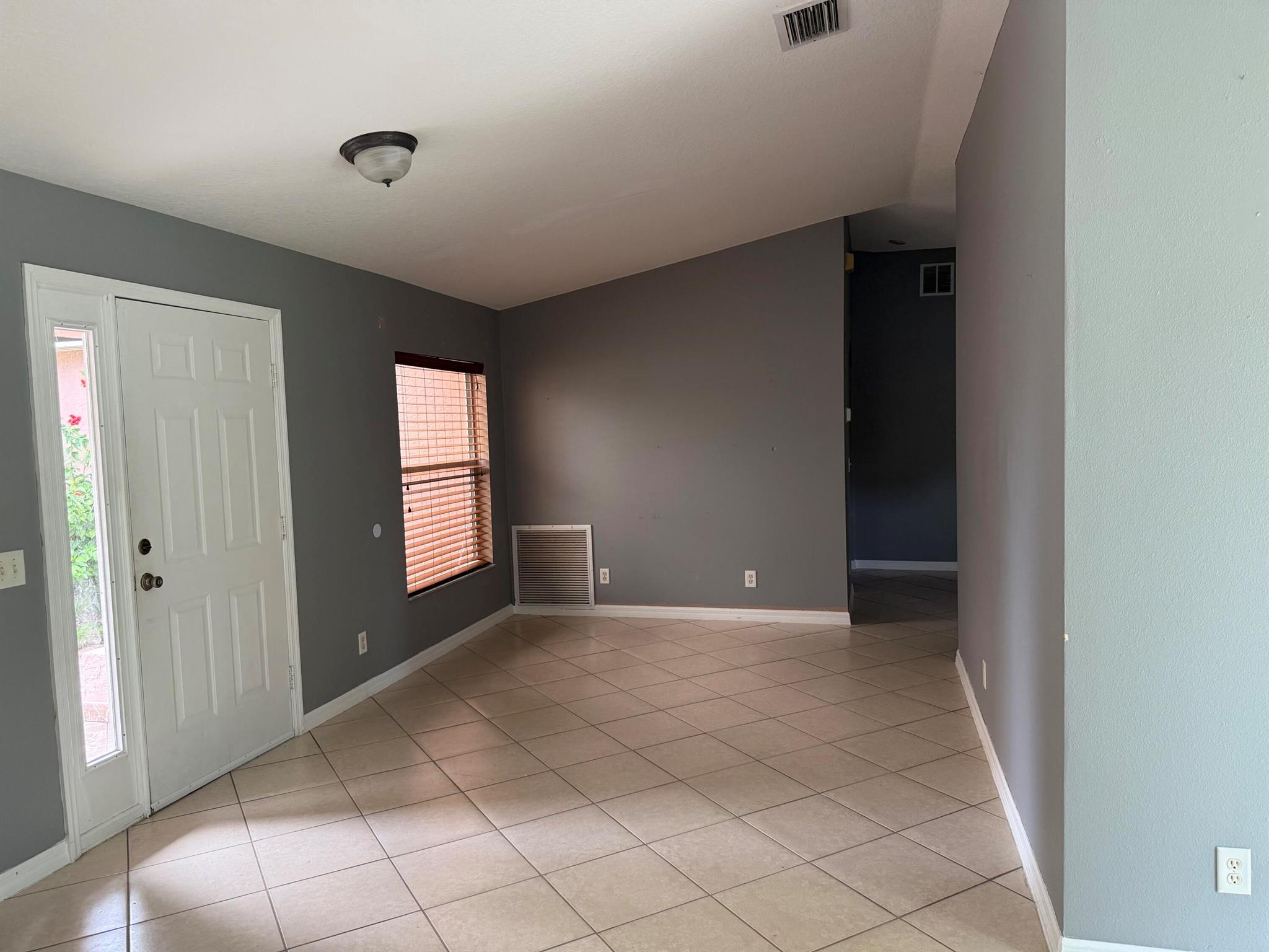 PORT ST LUCIE SECTION 2 - Residential Lease