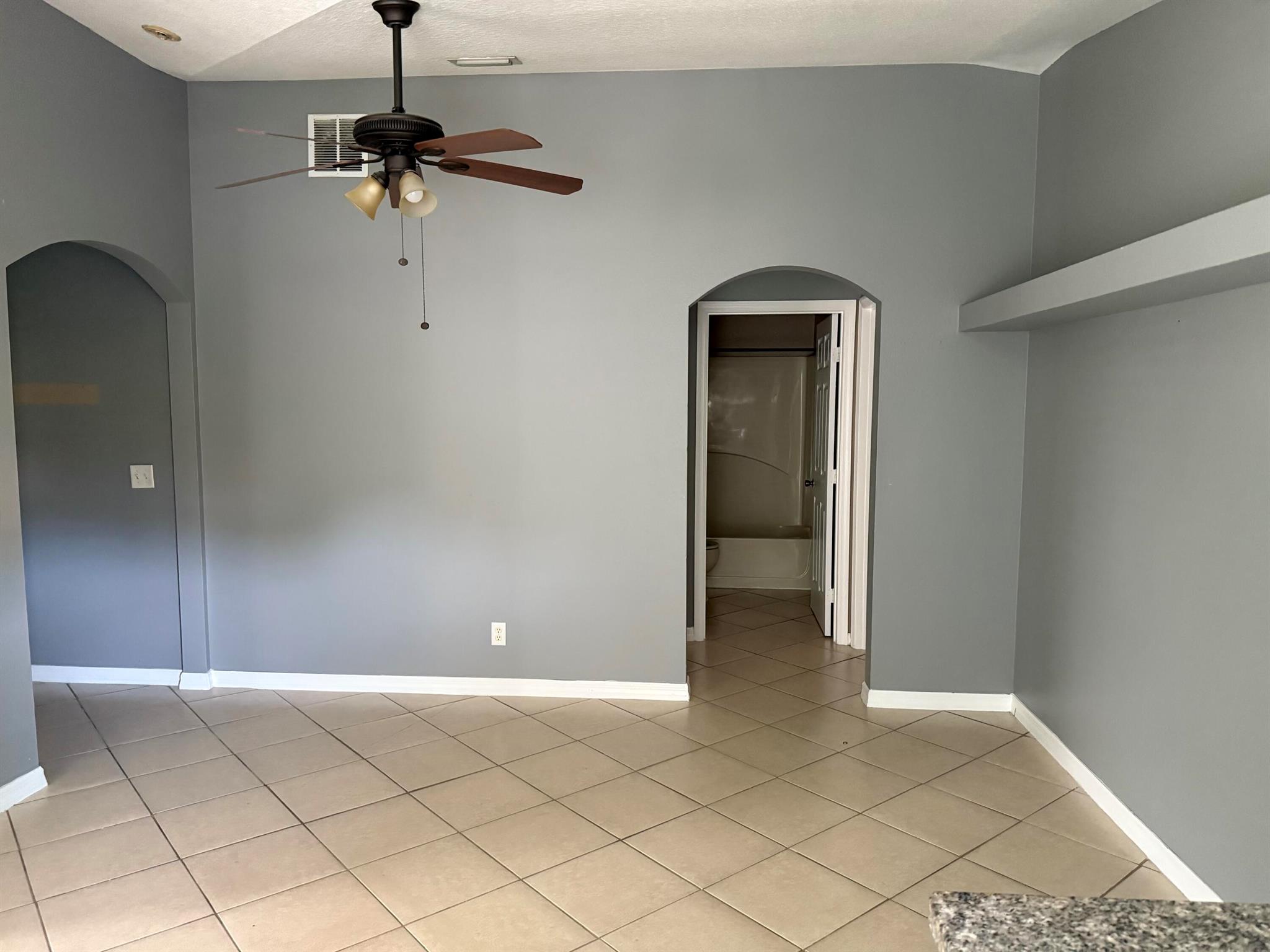 PORT ST LUCIE SECTION 2 - Residential Lease