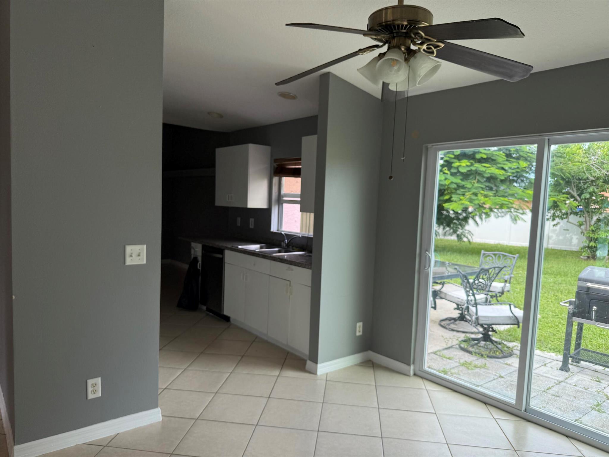 PORT ST LUCIE SECTION 2 - Residential Lease