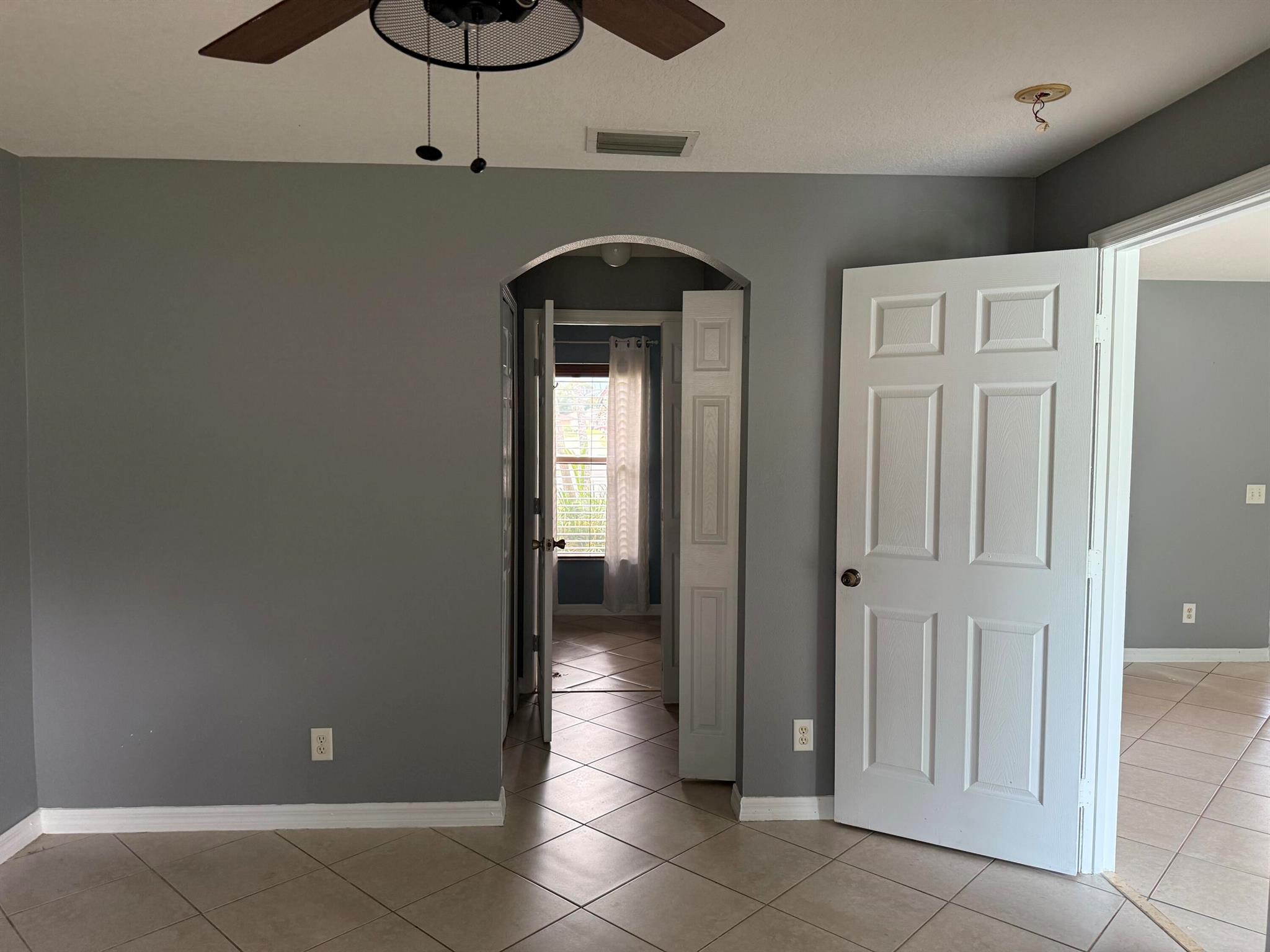 PORT ST LUCIE SECTION 2 - Residential Lease