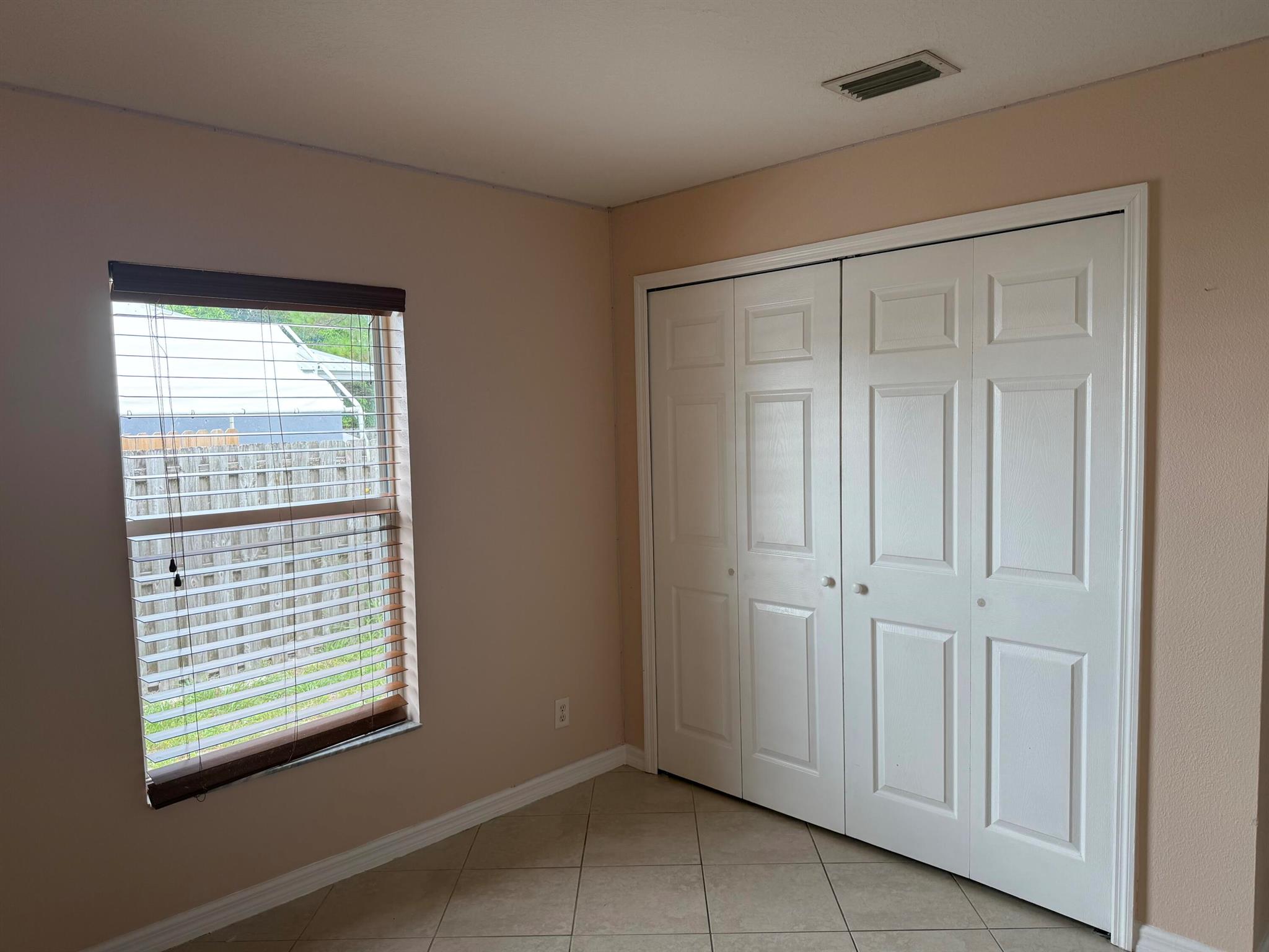 PORT ST LUCIE SECTION 2 - Residential Lease