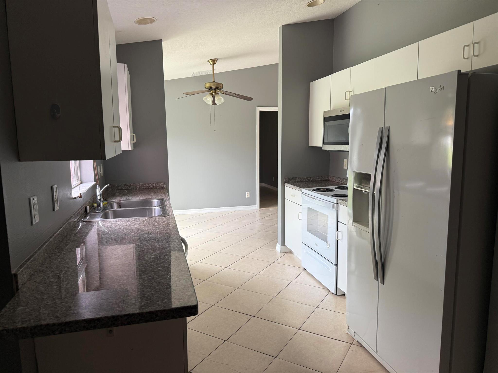 PORT ST LUCIE SECTION 2 - Residential Lease