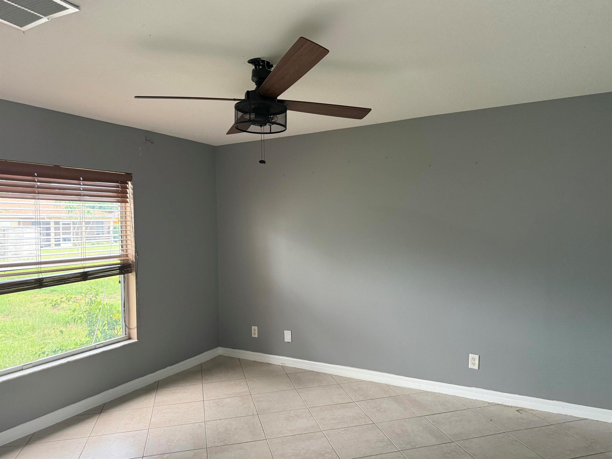 PORT ST LUCIE SECTION 2 - Residential Lease
