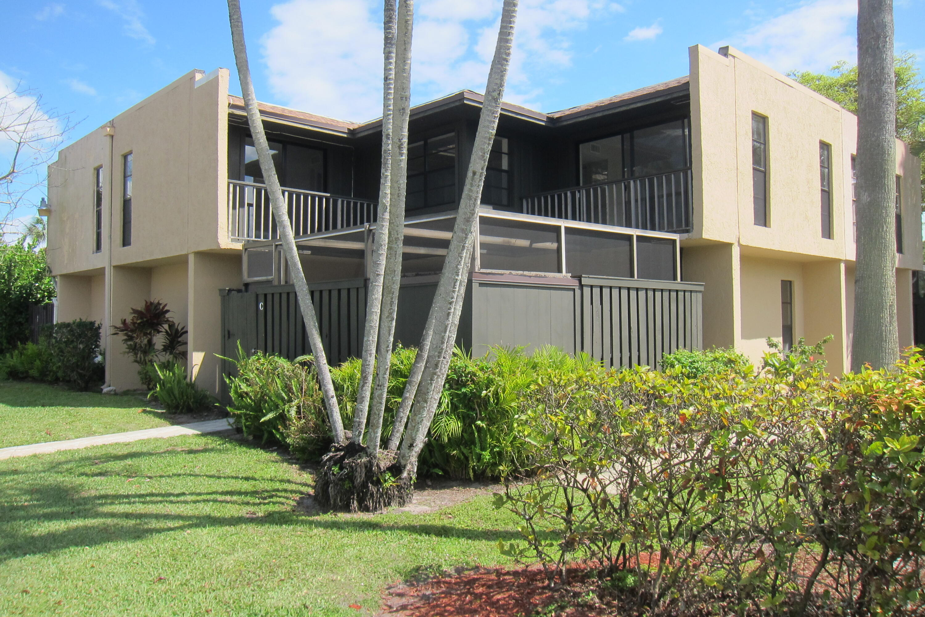 Foxwood Estates - Residential Lease