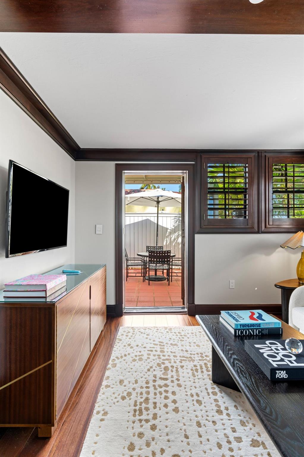 301 Australian Avenue 303
