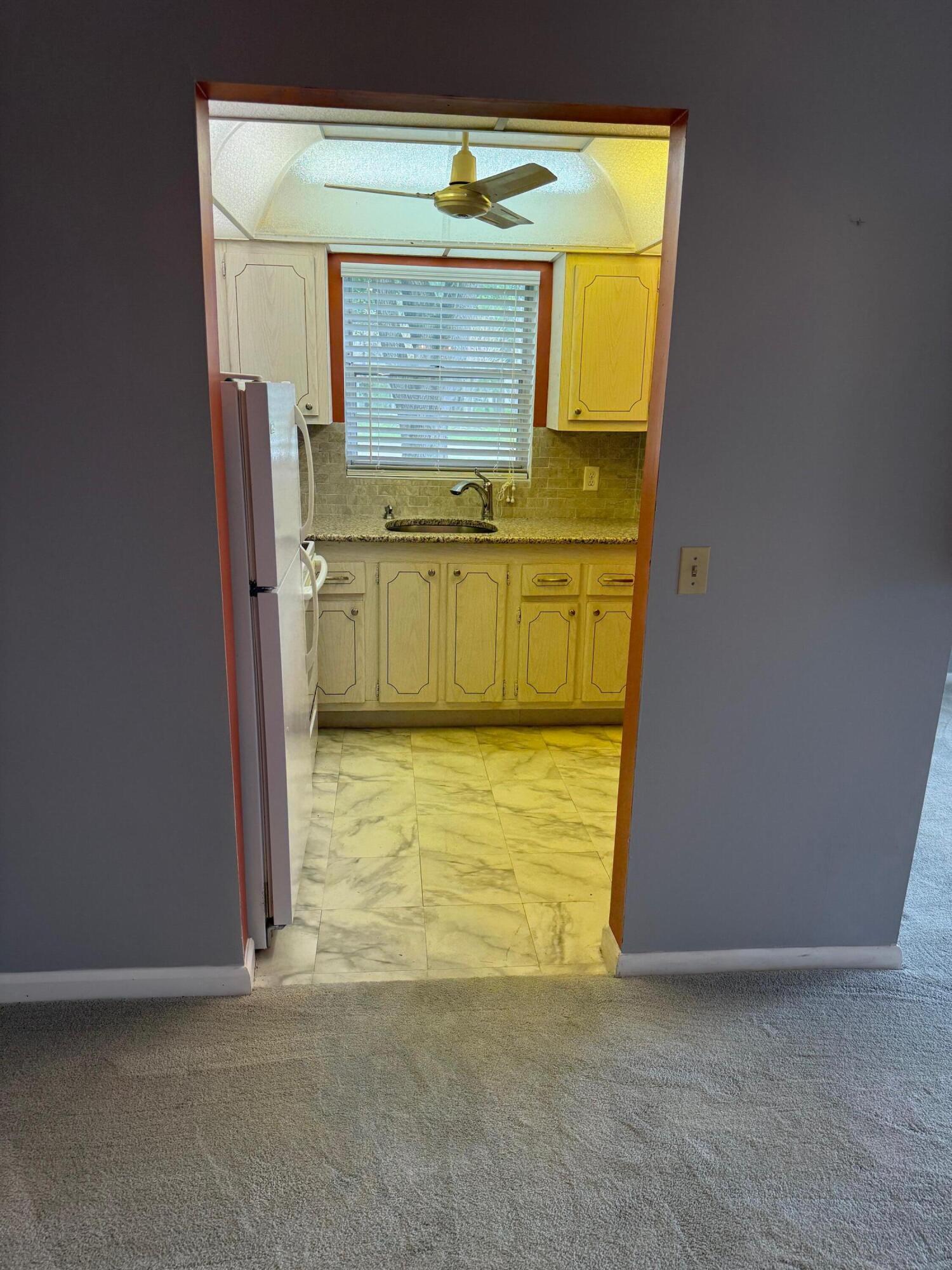 SUSSEX CONDO - Residential