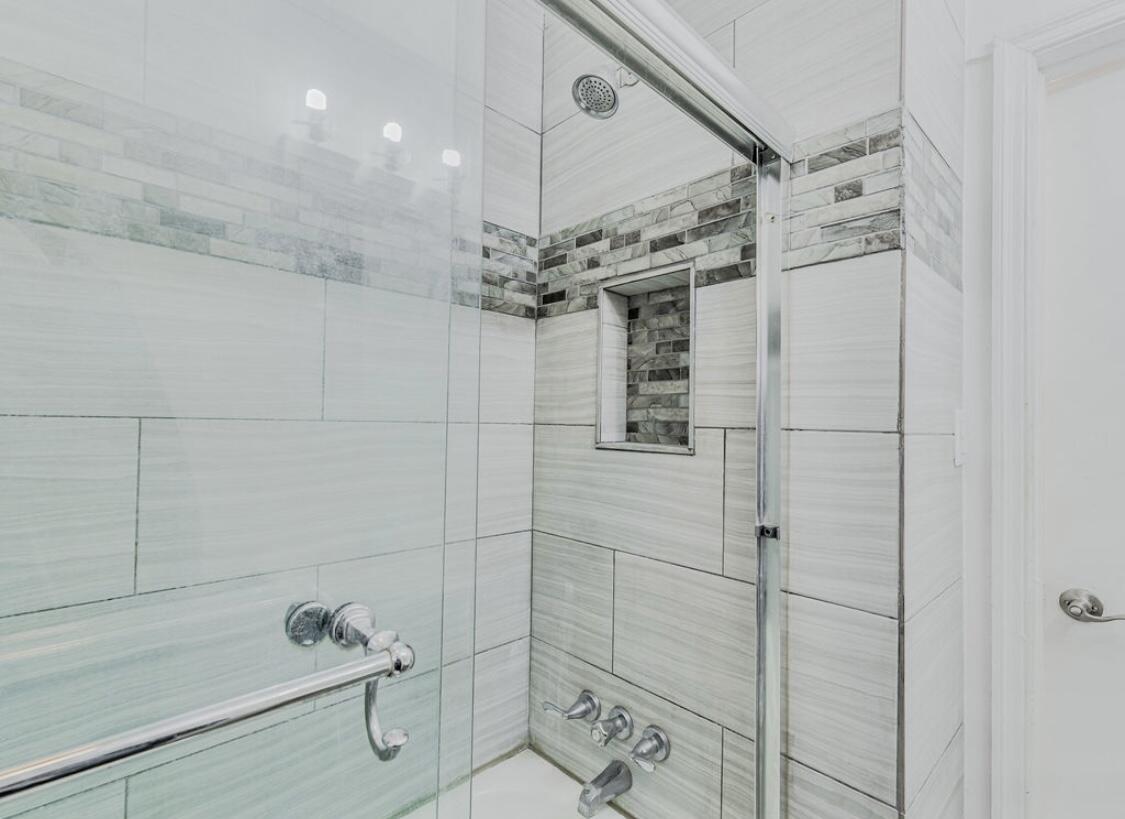 B AND G HOMES - Residential Lease