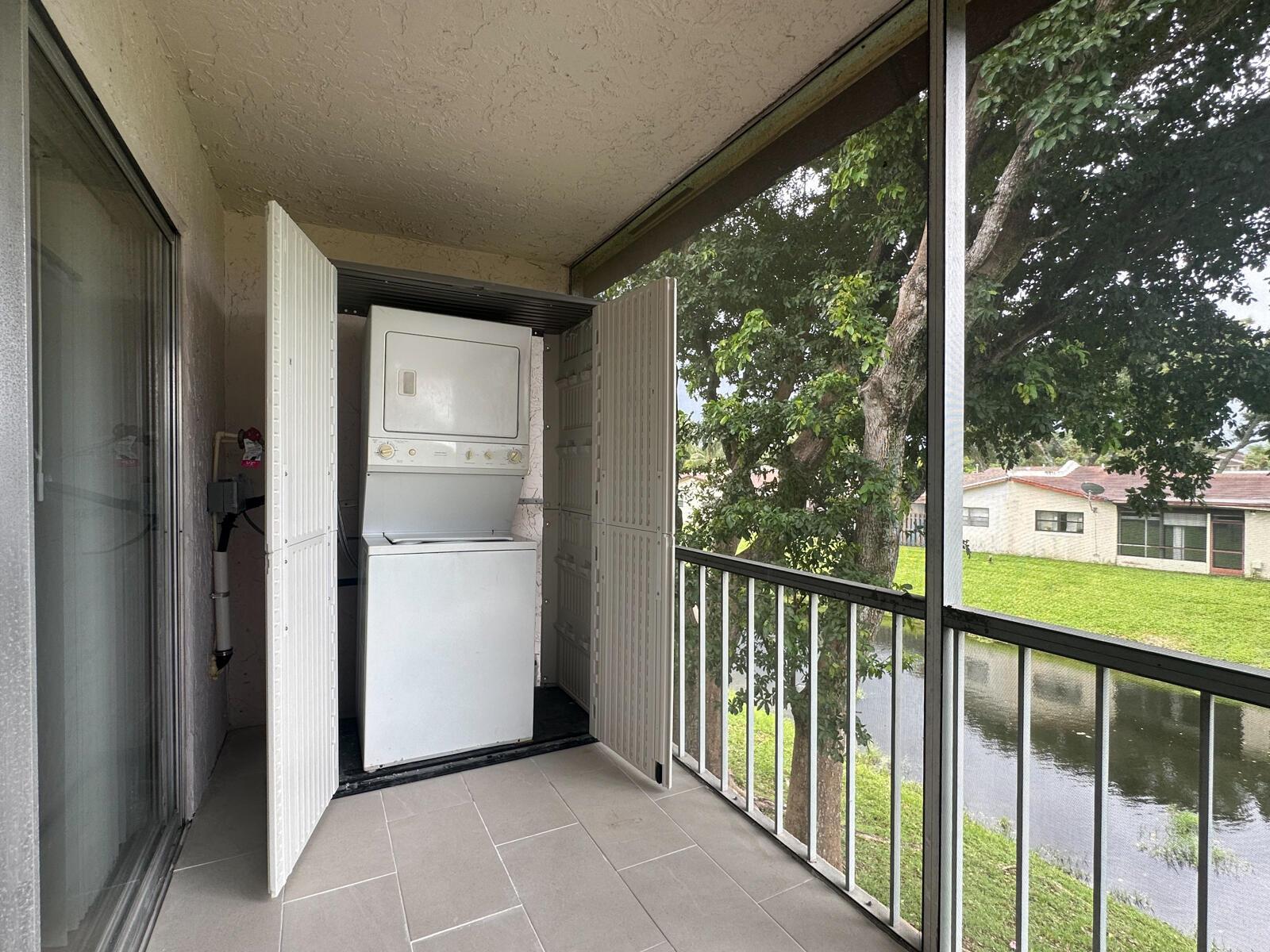 SANDAL FOOT SQUIRE COND - Residential Lease