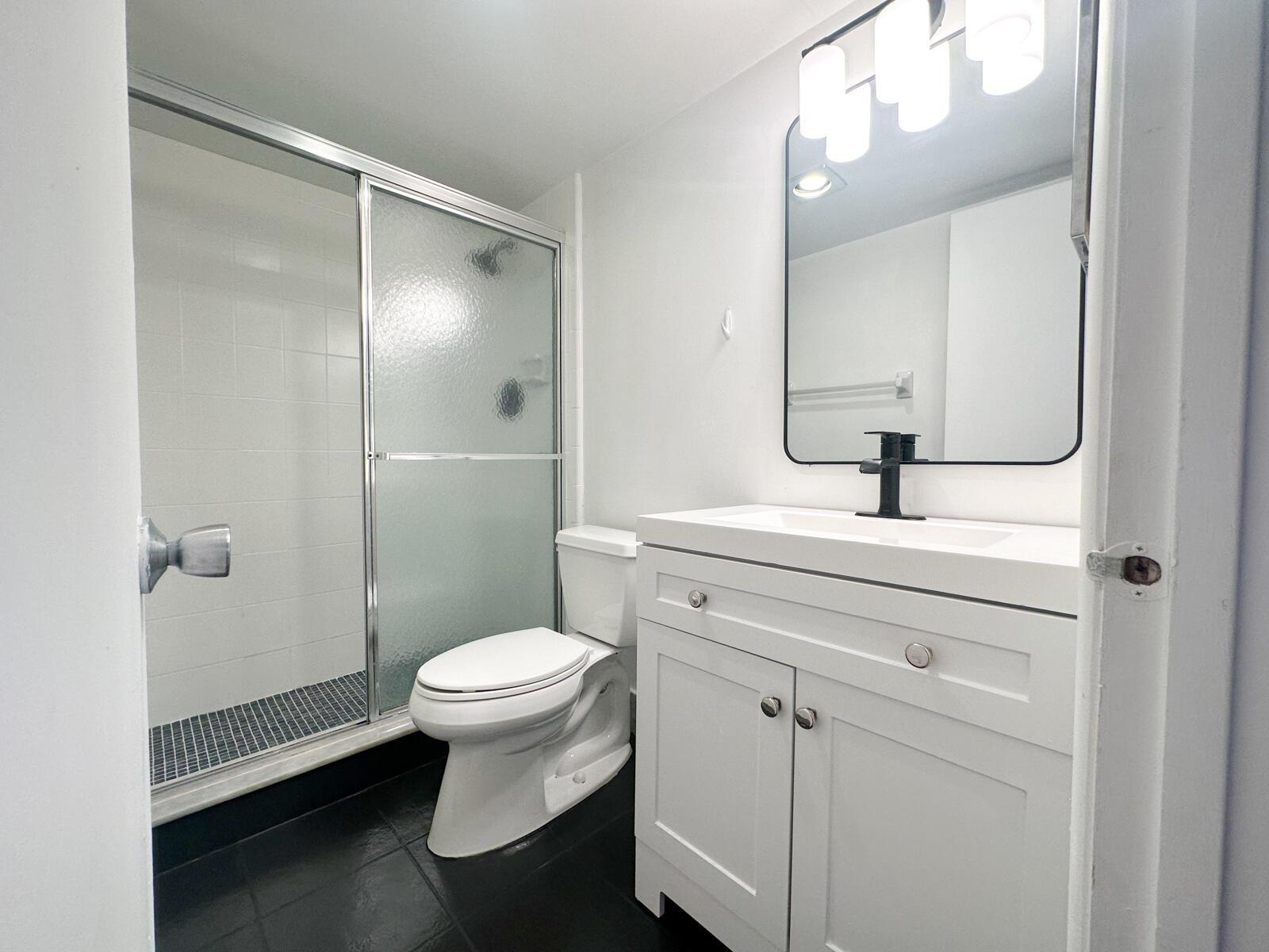 SANDAL FOOT SQUIRE COND - Residential Lease