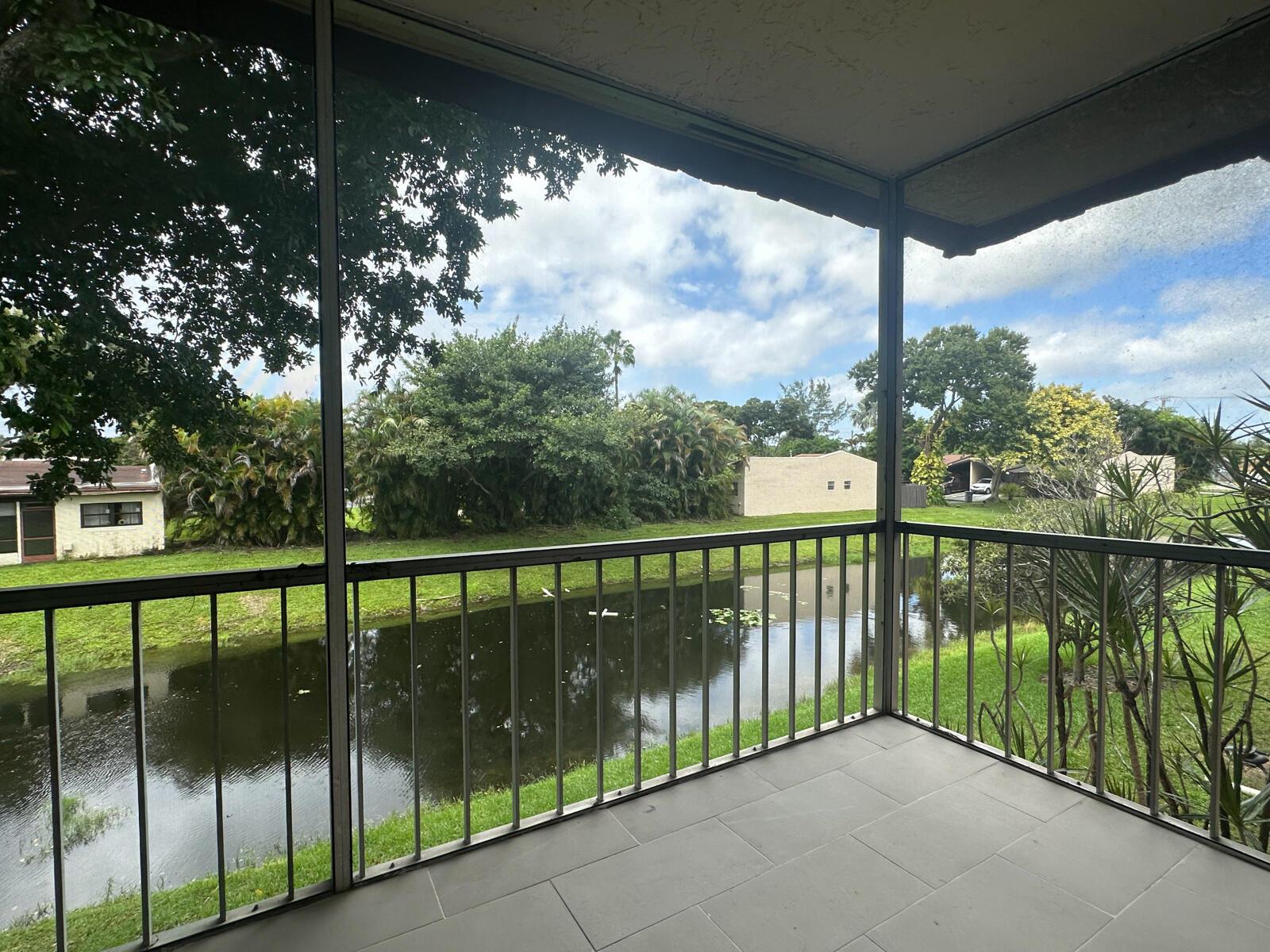 SANDAL FOOT SQUIRE COND - Residential Lease