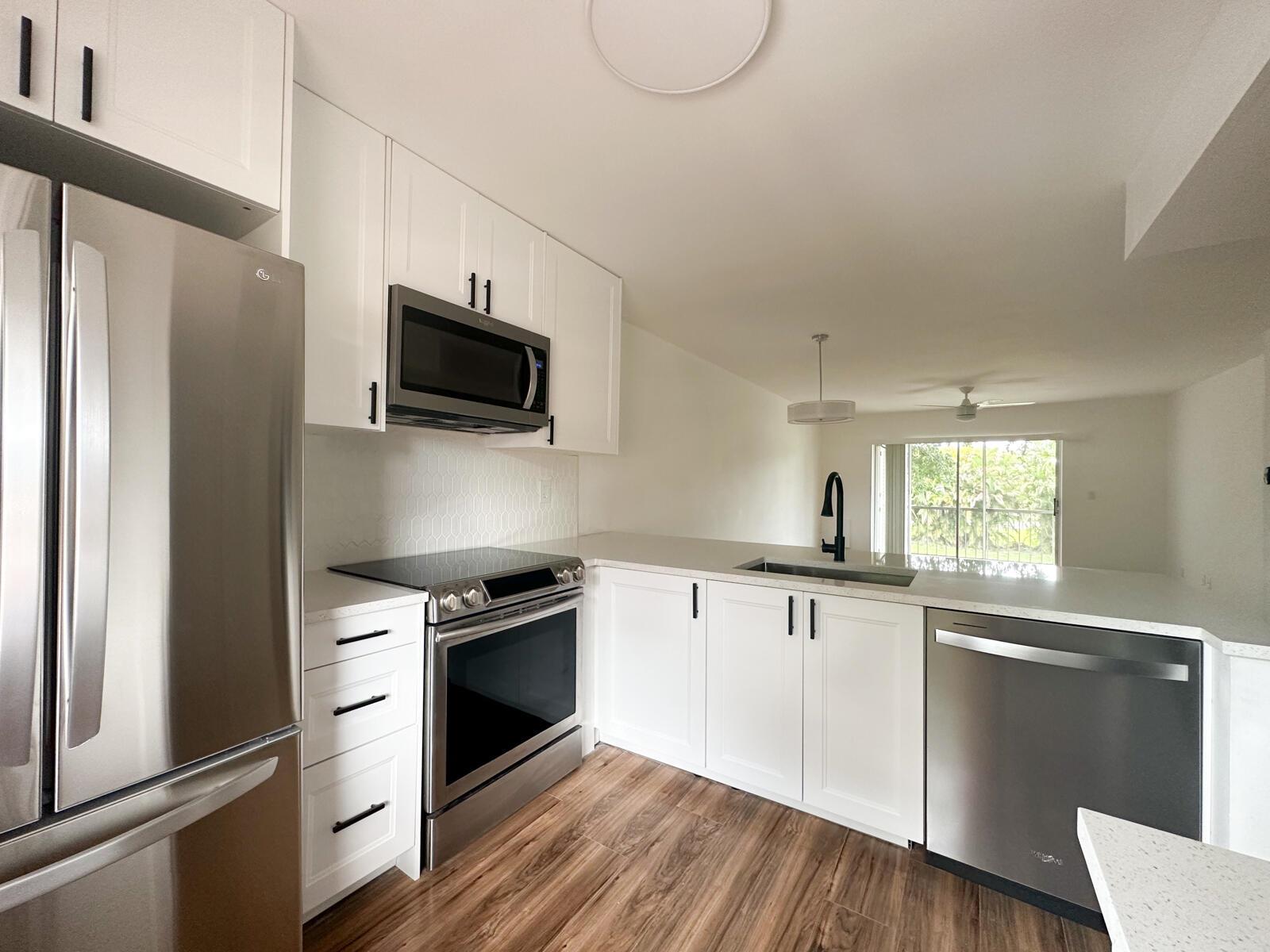 SANDAL FOOT SQUIRE COND - Residential Lease