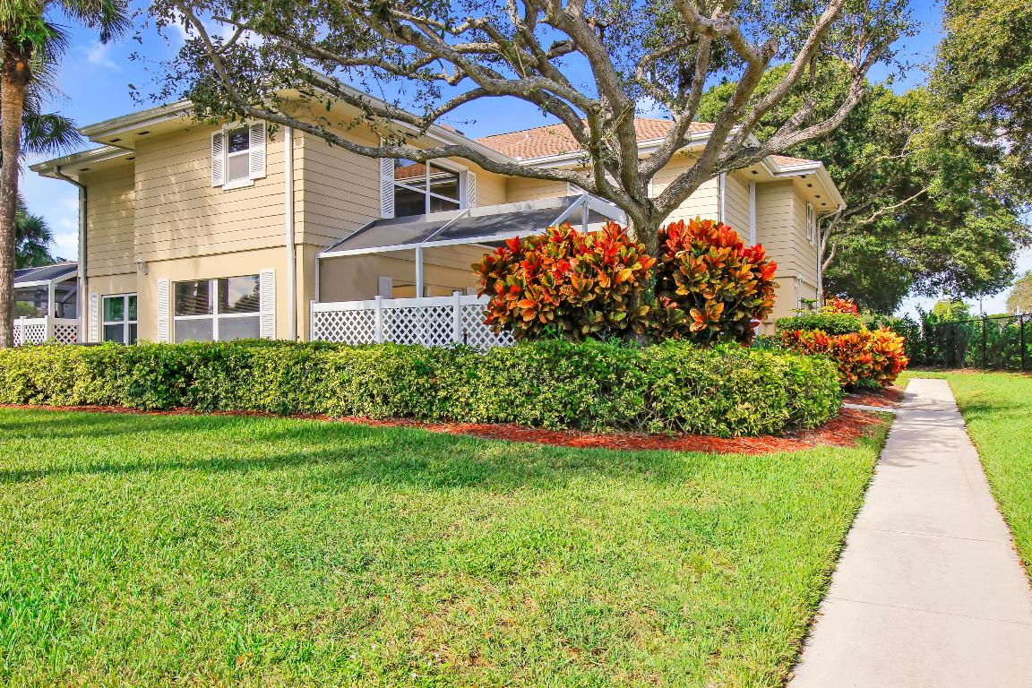 WELLESLEY AT BOYNTON BEACH - Residential