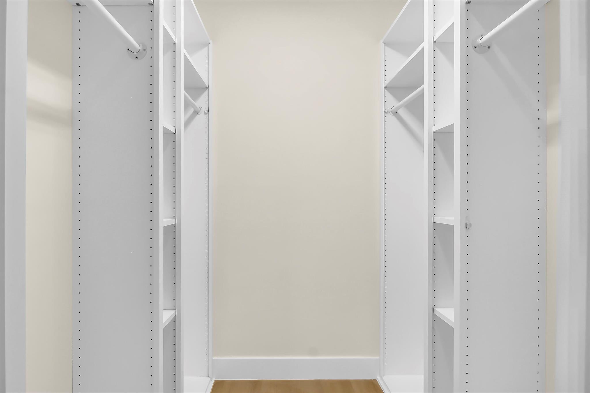 WELLESLEY AT BOYNTON BEAC - Residential