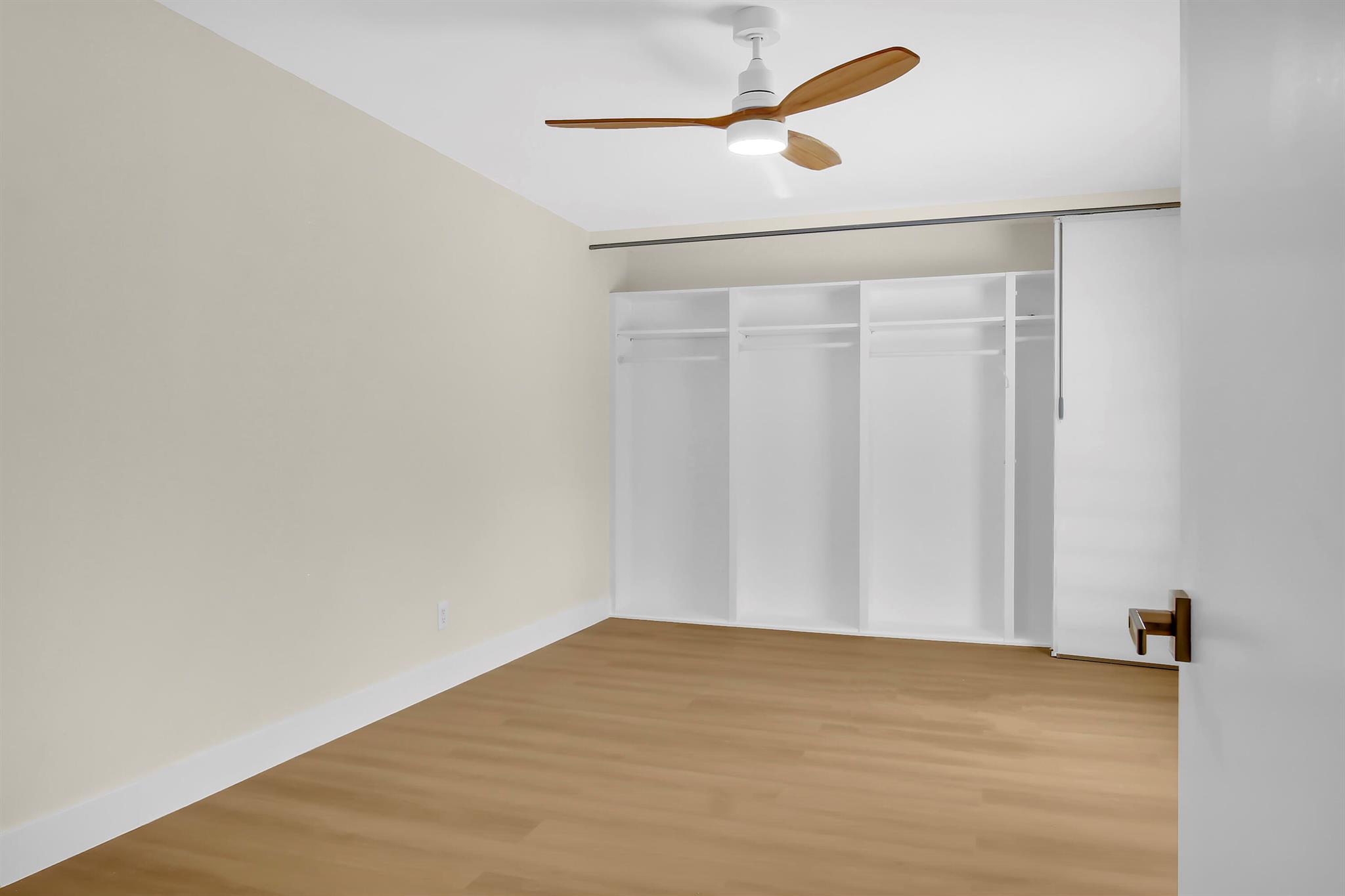 WELLESLEY AT BOYNTON BEAC - Residential