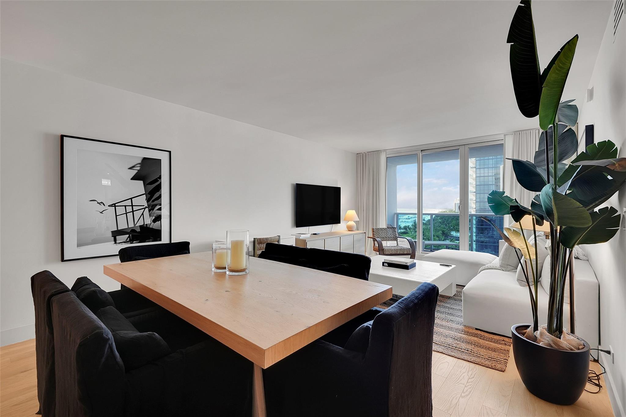 Live the 1 Hotel South Beach lifestyle at the Roney Palace Condominium—where owners and occupants enjoy access to world-class amenities: 3 oceanfront pools, beach service, Bamford Spa, Anatomy Fitness, SoulCycle & more. This fully remodeled 2BD/2BA unit with Southeast ocean views includes in-unit laundry, valet parking space, and rare rental flexibility—up to 12 leases per year with a 30-day minimum. Sold fully furnished and turn-key. Assessments already paid. Incredible, on-site dining options include STK, AVIV Restaurant, Plnthouse Café, Watr Rooftop, Tala Beach Restaurant & The Sandbox Poolside Restaurant. Resort-style living in prime South Beach. Live. Invest. Relax. Welcome to the Roney Palace.