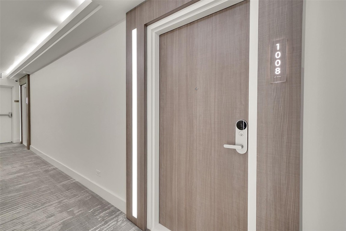 Roney Palace - Residential